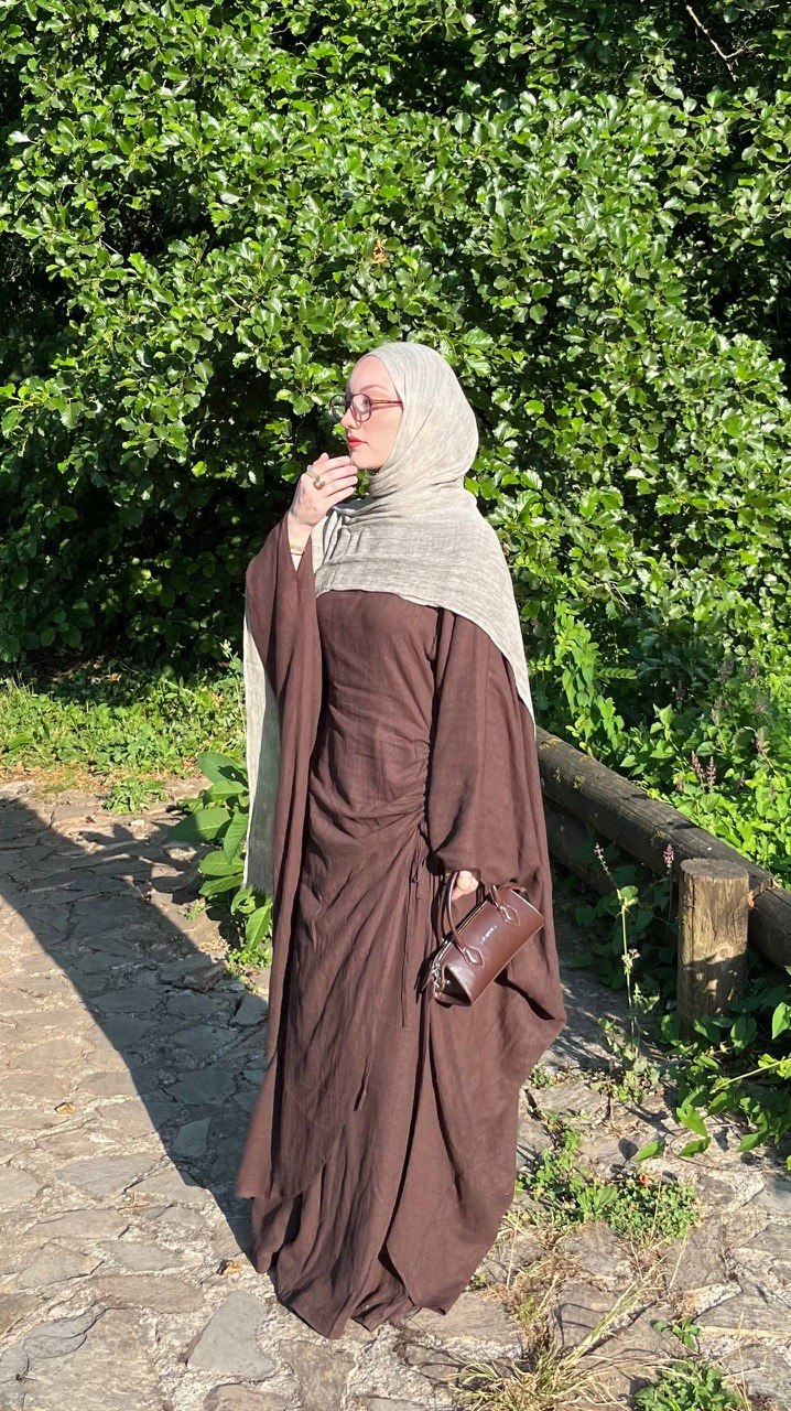 Linen Two-Piece Batwing Abaya Set with Wide-Leg Trousers | Adjustable Waist | One Size