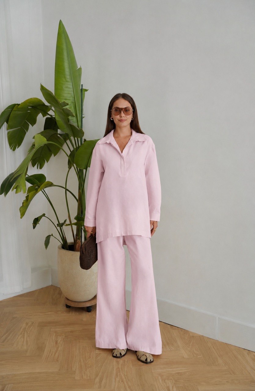 Dezentes Leinen-Set aus 100 % Leinen | Relaxed Shirt & Wide-Leg Trousers