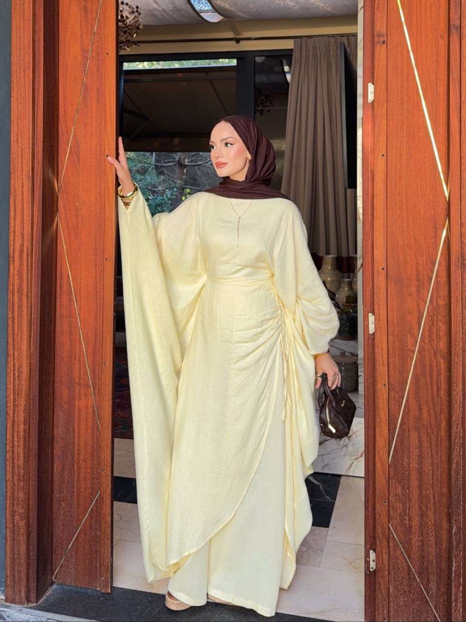 Zweiteiliges Fledermausärmel Abaya Set aus Leinen mit weit geschnittener Hose | Verstellbare Taille | Einheitsgröße